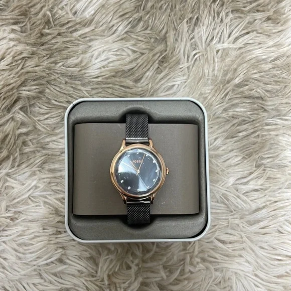 FOSSIL WATCH - Picture 2 of 4